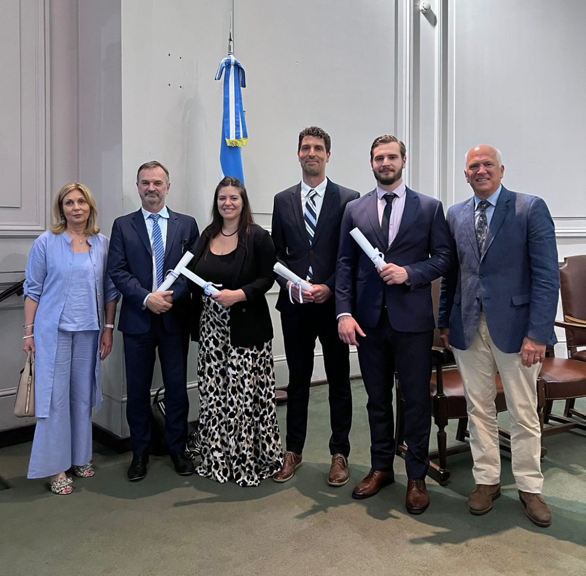 La Academia Nacional de Medicina premió nuestra labor médica